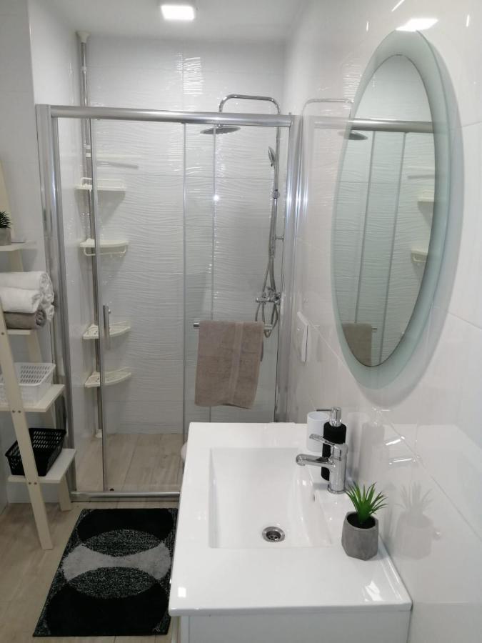 Apartman Grgic มาคาร์สกา ภายนอก รูปภาพ