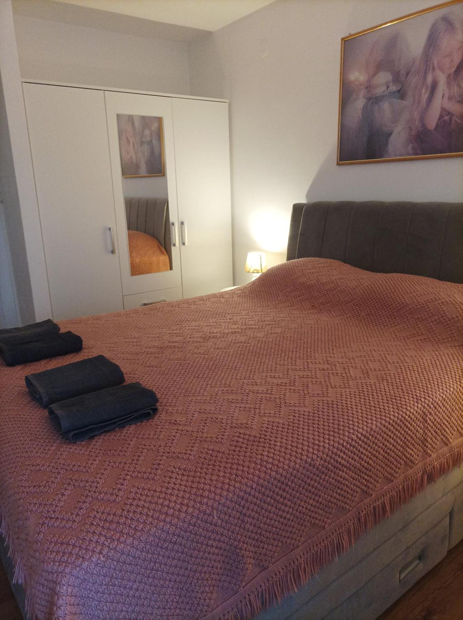 Apartman Grgic มาคาร์สกา ภายนอก รูปภาพ
